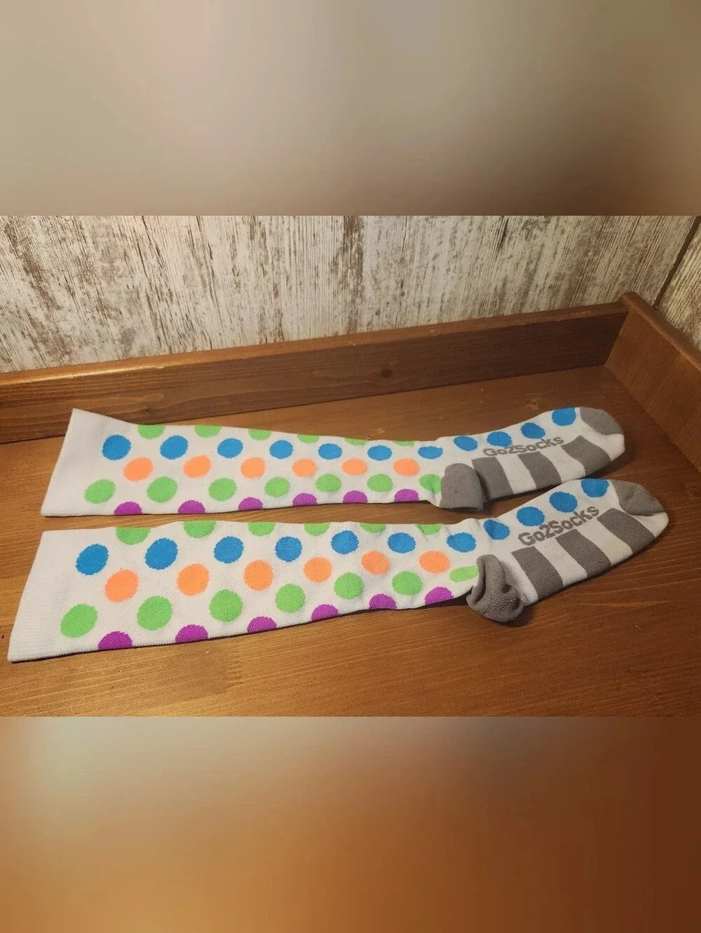 Go 2 Socks White Multicolor Polka Dot Knee-High Compression Socks Size Large
